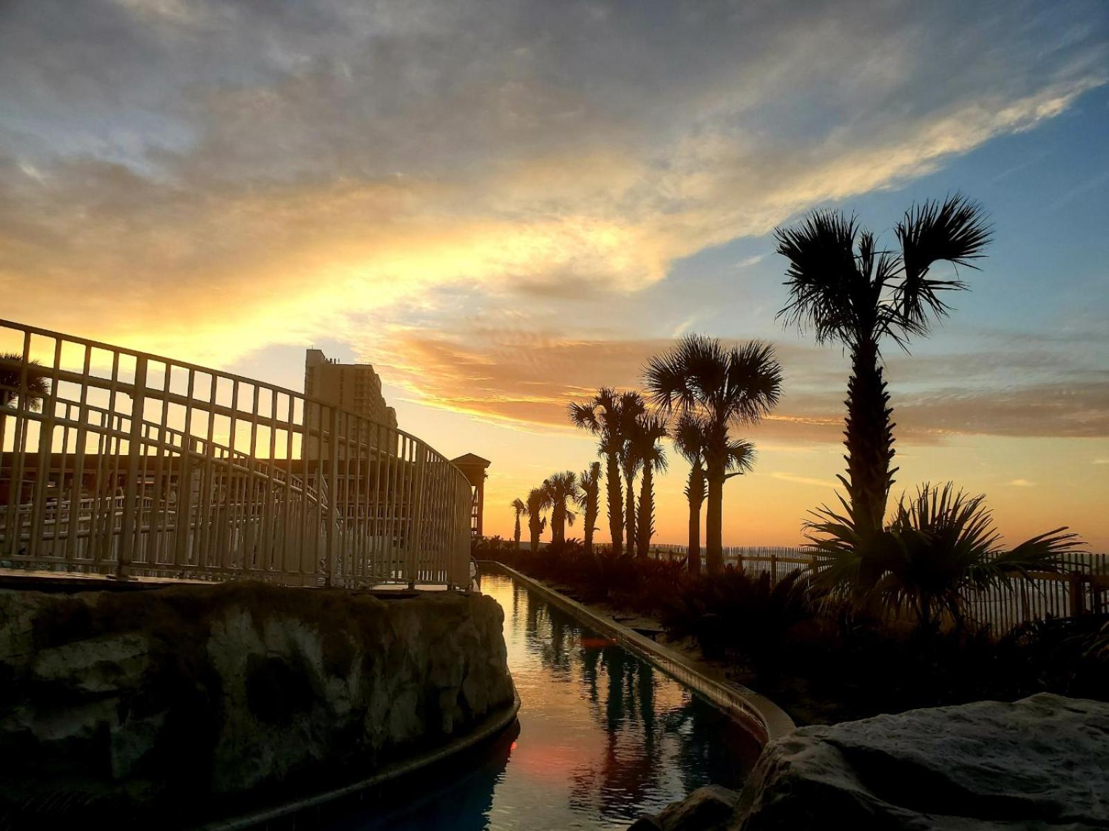 Holiday Inn Resort Panama City Beach, An Ihg Hotel Exterior photo